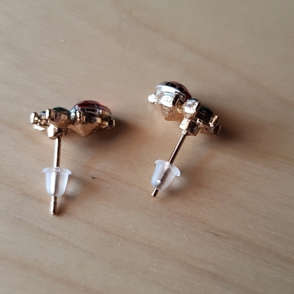 𝅺2 for $15 Heart Shaped Stud Earrings - Picture 3 of 5